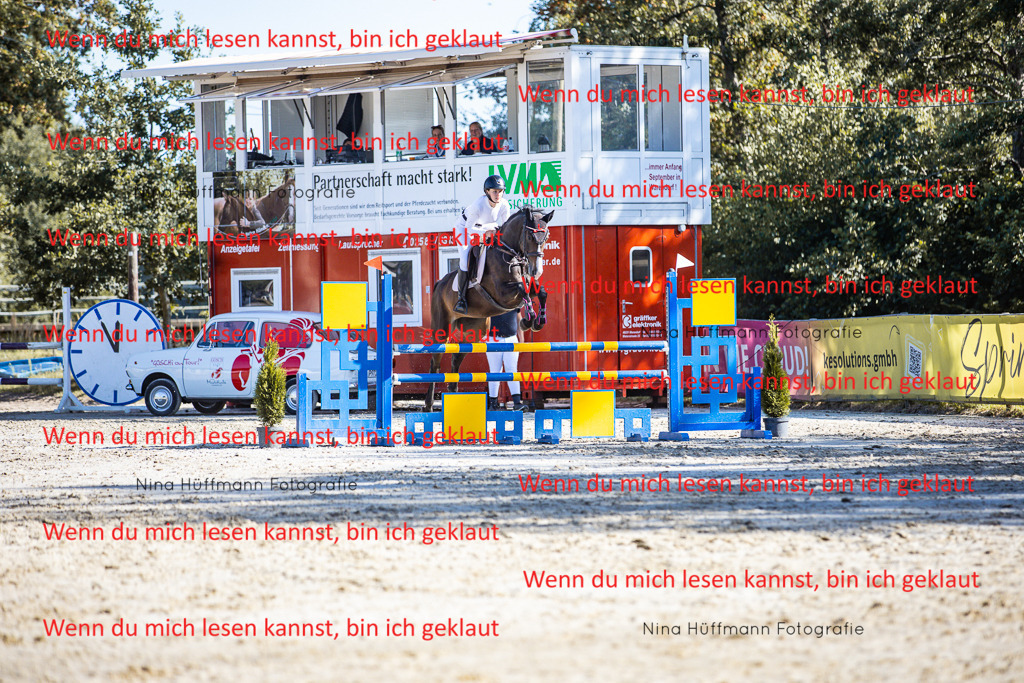 BK1A5892 | Turnierbilder Turnierfotos Nina Hüffmann Turnierfotografie Pferdefotografie Tierzeichnung Haustierzeichnung Pferdezeichnung Hundezeichnung Videograf  - Realisiert mit Pictrs.com