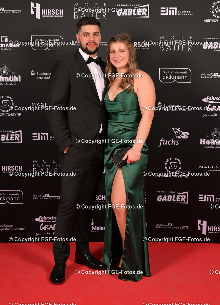 20240113-fge-fotos-0113 | Eröffnungsball der FGE am 13.01.2024 im Alten Stadttheater in Eichstätt. - Realisiert mit Pictrs.com