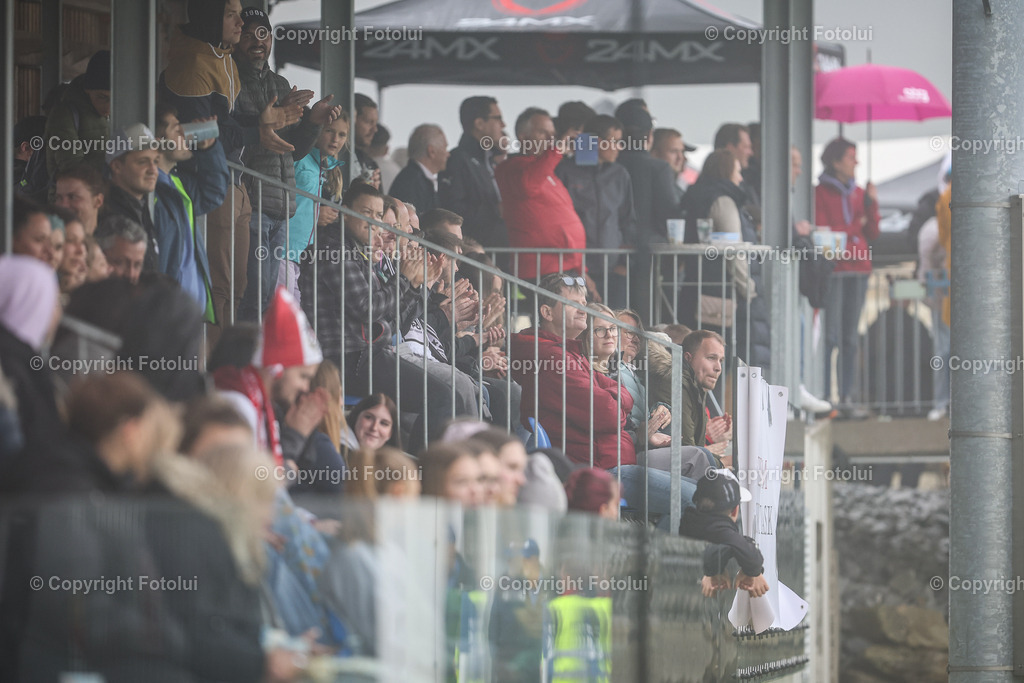 A-BINDER_20240601_0006 | St.Stefan,AUSTRIA,01.June.24 - SOCCER - Zaunergroup OOE Ladies Cuo, LASK vs FCPS. Image shows fans.Photo: Sportmediapics.com/ Manfred Binder