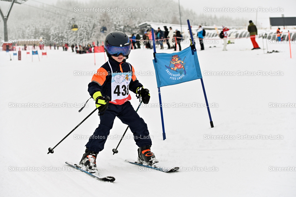 SRF_20.02.2026_0242 | Skirennfotos,Serfaus,Fiss,Ladis,Kinderskirennen,Winter,Tirol,Oberland,skirace,SFL,feelfree,weil wir's genießen,ski,Ski,skifahren,Sonnenplateau, - Realisiert mit Pictrs.com