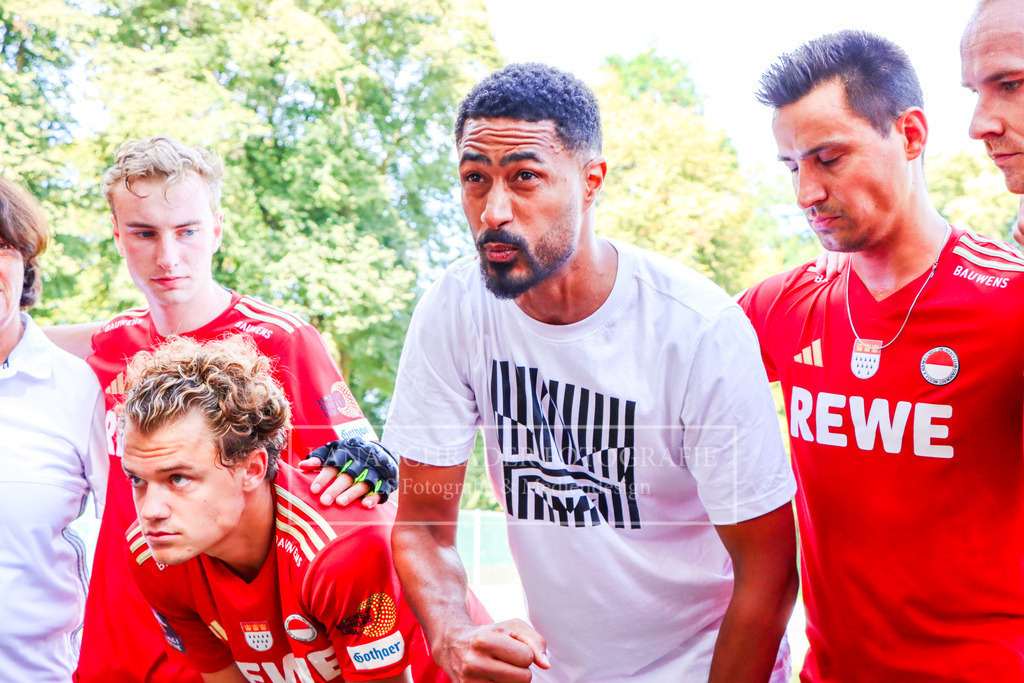 HERREN BUNDESLIGA Rot-Wei_ K_ln - Crefelder HTC 07.09.24 K_ln-061 | lanaschraderfotografie - Realisiert mit Pictrs.com