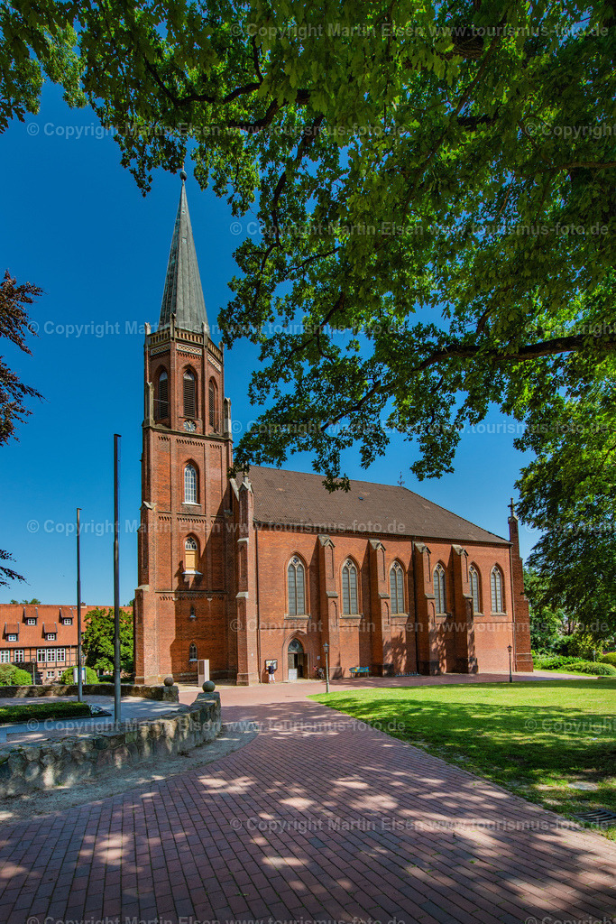 Harsefeld Kirche Klosterpark_ELS_8289300622 | Fotos aus den Touristenorten aus Norddeutschland. - Realisiert mit Pictrs.com