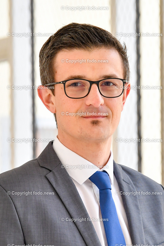 Pressekonferenz AMS-Landesdirektorium_ Arbeitsprogramm 2023_ 06.02.2023-22 | 06.02.2023, Presseclub Linz, AUT, Pressekonferenz AMS-Landesdirektorium, Arbeitsprogramm 2023 im Bild Thomas Buchegger (IV)