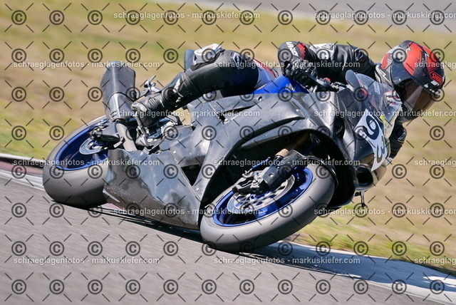 26bt05-0378 | markuskiefer.com - Realisiert mit Pictrs.com