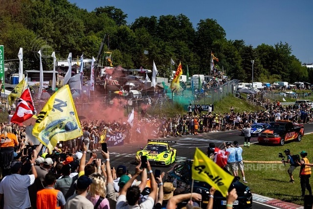 24hNbr25_062115444422049JS_JS | 53. ADAC RAVENOL 24h Nürburgring 2025 - Foto: Gruppe C Photography - Realisiert mit Pictrs.com