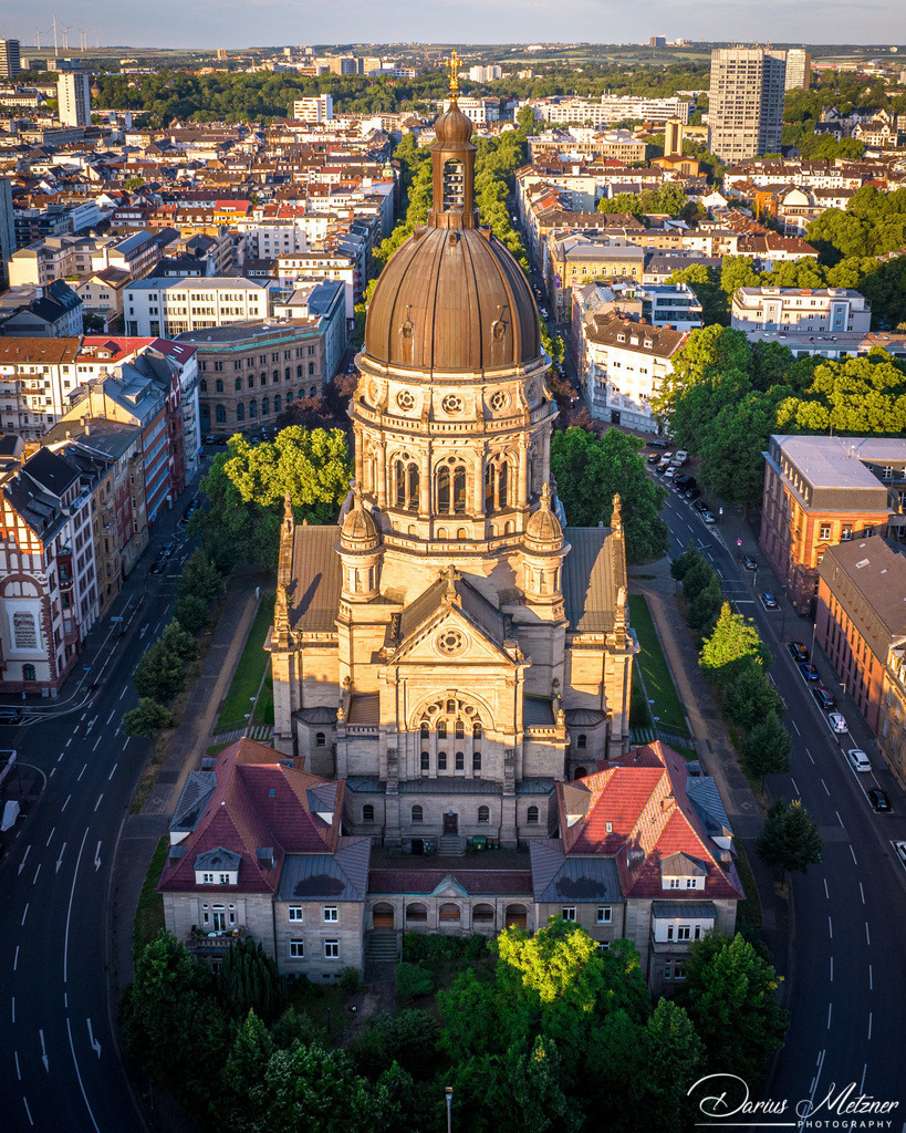 Die Christuskirche in Mainz | Die Evangelische Christuskirche an der Kaiserstrasse in Mainz