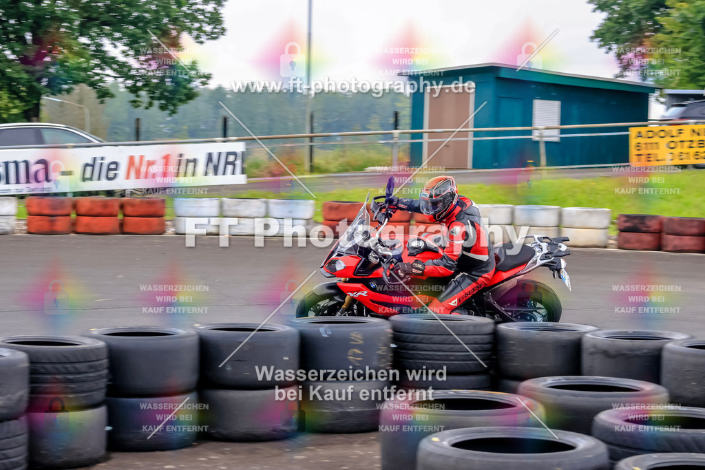 _TCM2719 | Hier findet Ihr Bilder von Touristenfahrten auf der Nürburgring Nordschleife oder von anderen Veranstaltungen die ich besucht habe. Viel Spass beim Durch Schauen 