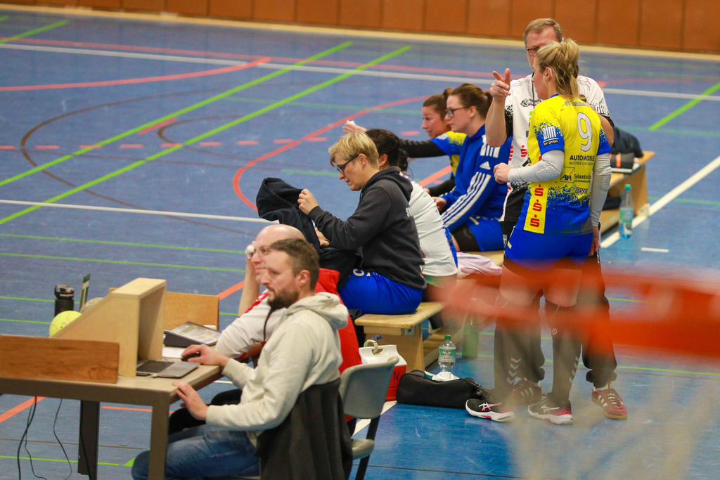 SvSchermbeck_SVN_061225_053 | Bildergalerie von Sport-Ereignissen aber auch von weiteren spannenden Dingen - nicht nur vom Niederrhein. In Anlehnung an den bekannten Spruch von Hanns Dieter Hüsch heißt das Motto: "Niederrhein ist überall".  - Realisiert mit Pictrs.com