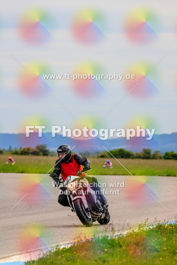 MotoTeam-2913 | Hier findet Ihr Bilder von Touristenfahrten auf der Nürburgring Nordschleife oder von anderen Veranstaltungen die ich besucht habe. Viel Spass beim Durch Schauen 