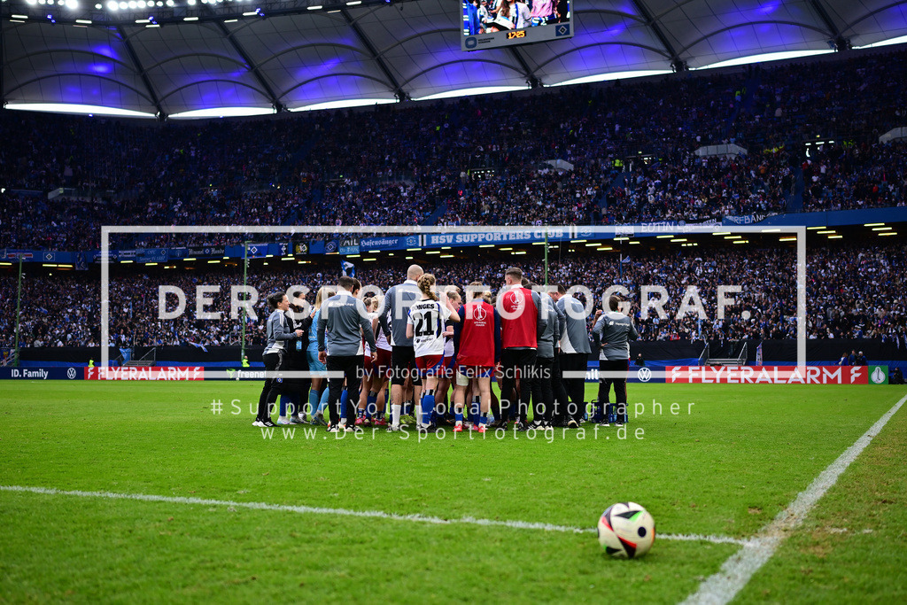 Fußball I Frauen I Saison 2024-2025 I DFB-Pokal I Halbfinale I Hamburger SV - SV Werder Bremen I 33615 | Der Sportfotograf. - Realized with Pictrs.com