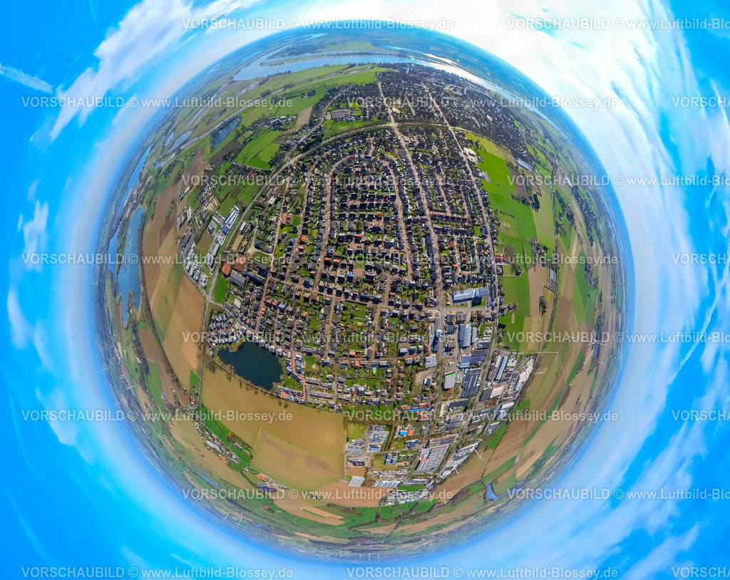 Rees240390129Rees-Nord | Luftbild, Wohngebiet Ortsansicht Rees Nord mit Gewerbegebiet Empeler Straße, Erdkugel, Fisheye Aufnahme, Fischaugen Aufnahme, 360 Grad Aufnahme, tiny world, little planet, fisheye Bild, Rees, Nordrhein-Westfalen, Deutschland