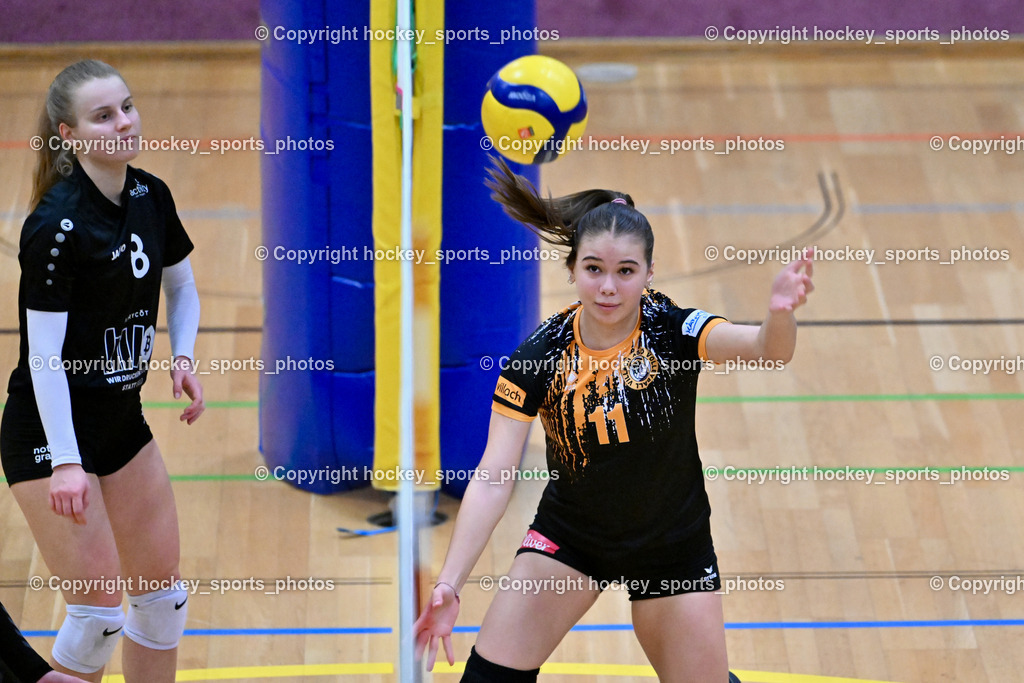 ASKÖ Volley Eagles Villach vs. VC Hausmannstätten | #8 MÖRTH Jasmin VC Hausmannstätten, #11 Ilvie HOFER ASKÖ Volley Eagles Villach, ASKÖ Volley Eagles Villach vs. VC Hausmannstätten, ASKÖ Volley Eagles Villach vs. VC Hausmannstätten am 01.02.2025 in Villach (Ballspielhalle Lind), Austria, (Photo by Bernd Stefan)