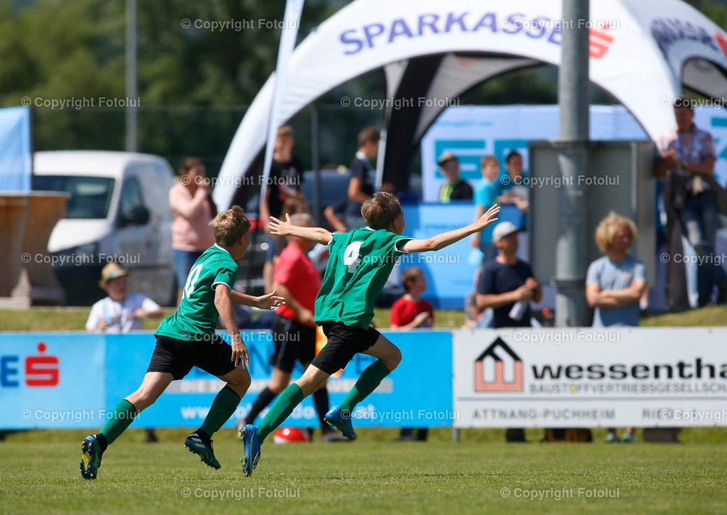 A_LUI_010622_40 | SPORT,FUSSBALL,SPARKASSE SCHUELERLIGA LANDESFINALE 2022 PETTENBACH 01.06.2022 IM BILD: (LINZ VIOLETT) UND (RIED GRUEN) FOTO.FOTOLUI
