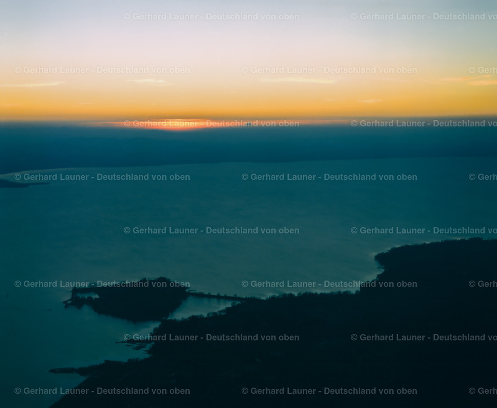23B0344 | Abendstimmung über Lindau am Bodensee