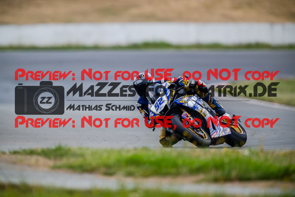 MaZZes_FotoMatrix_220723_5315 | IDM1000