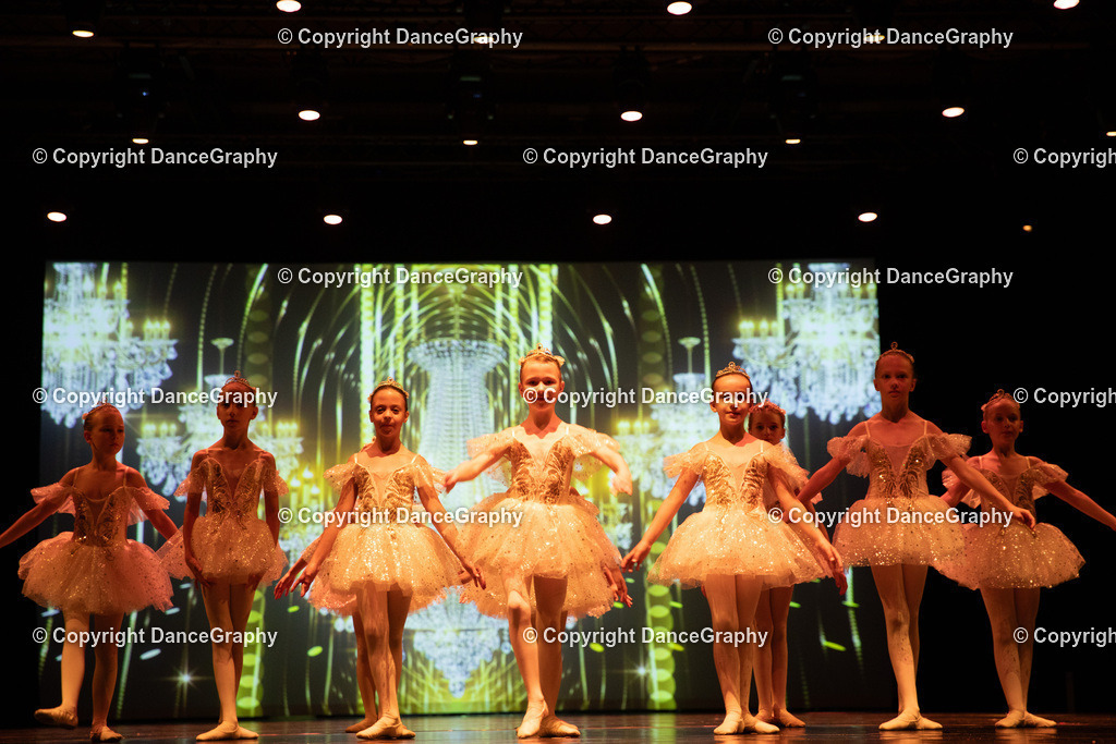 GPHY5369 | DanceGraphy - Realisiert mit Pictrs.com