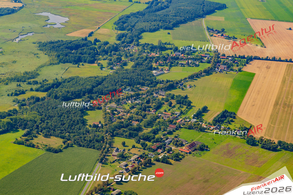 Mellen Lenzen Bild- Das Luftbild wurde 2025 vom UL-Flugzeug heraus erstellt ( keine Drohne bzw. Drohnenaufnahme ) - Hochauflösende Luftaufnahme -Nicht vergleichbar mit Google Maps oder Satelittenbilder- Die Geschenkidee !Mit Lizenz und Bildrechte bestellbar - CC