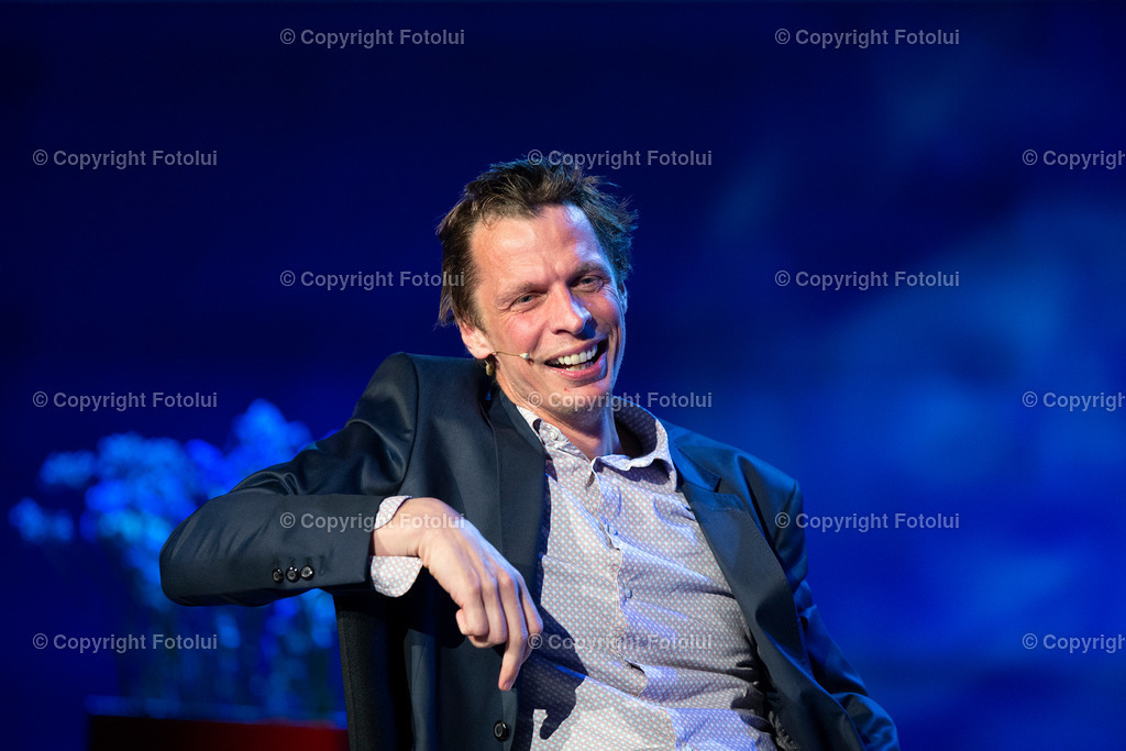 OBERBANK_62 | EIN DANK AN DIE PFLEGEKRAEFTE KABARETT MIT KLAUS ECKEL 02.06.2022 OBERBANK DONAU-FORUM LINZ IM BILD: KLAUS ECKEL. FOTO:FOTOLUI/OBERBANK