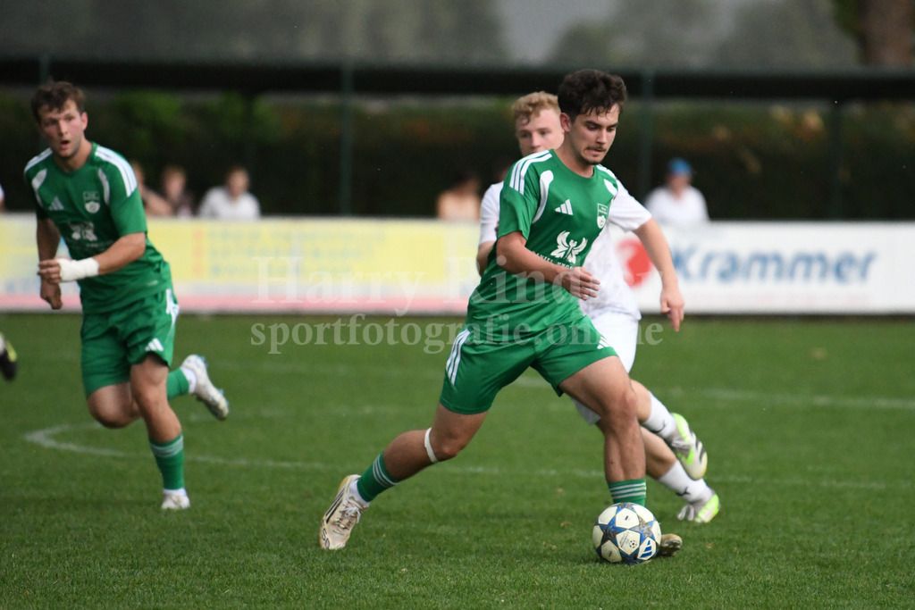 SpVgg Niederalteich : TSV Regen  | Yannick Stahl (SpVgg Niederalteich) - Realisiert mit Pictrs.com