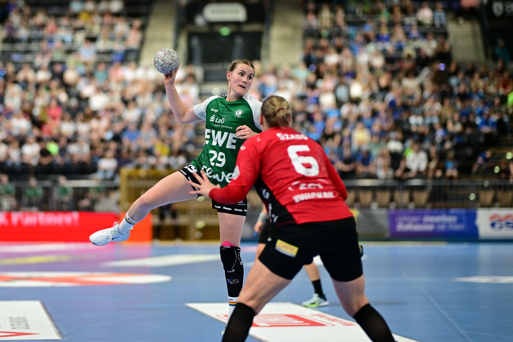 Handball I Frauen I Saison 2025-2026 I 1. HBF I 1. Spieltag I VfL Oldenburg - BSV Sachsen Zwickau | Der Sportfotograf. - Realisiert mit Pictrs.com