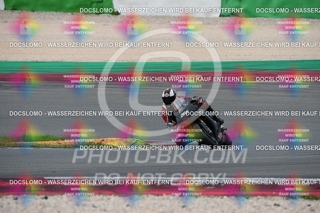 2025_10_31_PBK_21853 | Sportfotografie; SlowMotion; Video; Rennstrecke; Hafeneger; RSE; Speer; Trackday; Motorsportarena; Hockenheimring; Brno; Most; Barcelona; Valencia, Benny; Kaetzmer;