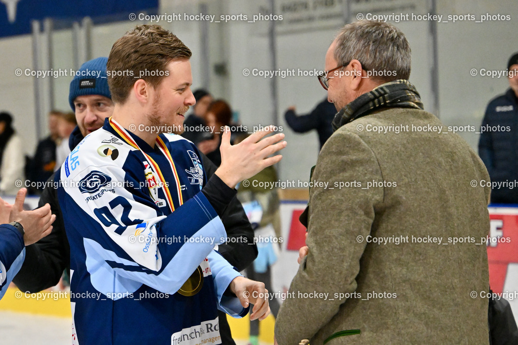 ESC Steindorf vs. EHC Althofen 8.3.2024 | ESC Steindorf vs. EHC Althofen 8.3.2024, ESC Steindorf vs. EHC Althofen Meisterfeier am 08.03.2024 in Steindorf (Ossiachersee Halle), Austria, (Photo by Bernd Stefan)