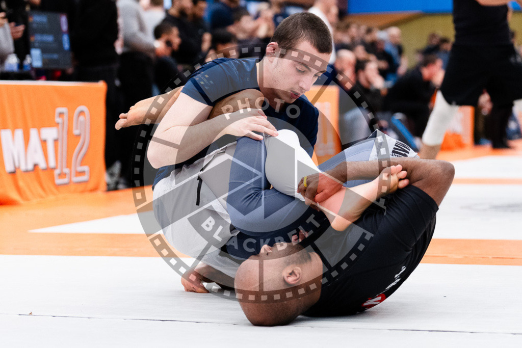 20251122PBB13993 | Athletes compete during the Grappling Industries Berlin Jiu-Jitsu and Grappling Championship, on November 22, 2025 in Berlin, Germany. © photoblackbelt