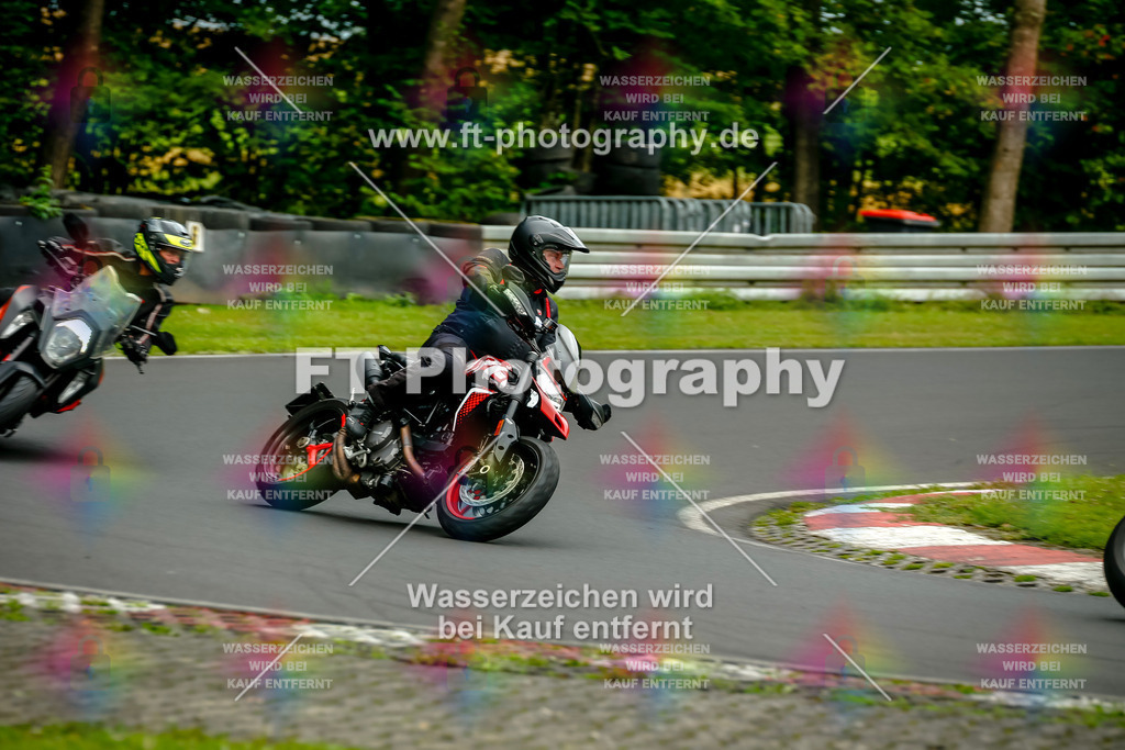 VBK-4240 | Hier findet Ihr Bilder von Touristenfahrten auf der Nürburgring Nordschleife oder von anderen Veranstaltungen die ich besucht habe. Viel Spass beim Durch Schauen 