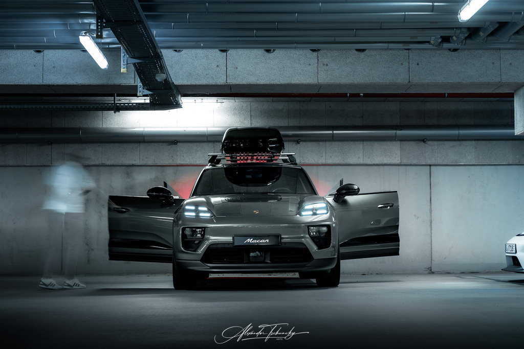 R6AT6700 _Alexander Tschuncky | Entdecken Sie die faszinierende Welt von Alexander Tschuncky Arts: Kreative Fotografie, atemberaubende Automobilkunst und hochwertiger Bilderdruck. Lassen Sie sich inspirieren! - Realisiert mit Pictrs.com