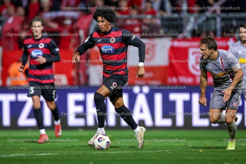 FCVK29082501191 | 29.08.2025, Fußball, FC Viktoria Köln – SSV Jahn Regensburg, 3.Liga, Sportpark Höhenberg, Saison 2025 2026: Benjamin Zank (Viktoria Koeln #23)  DFB regulations prohibit any use of photographs as image sequences and or quasi-video.