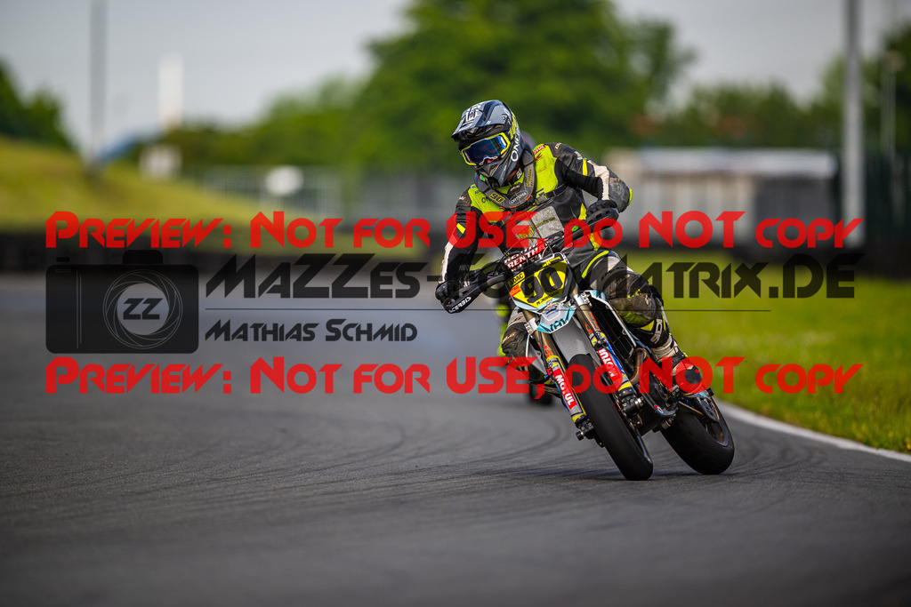 MaZZes_FotoMatrix_240621_6007705_7922 | BLAU