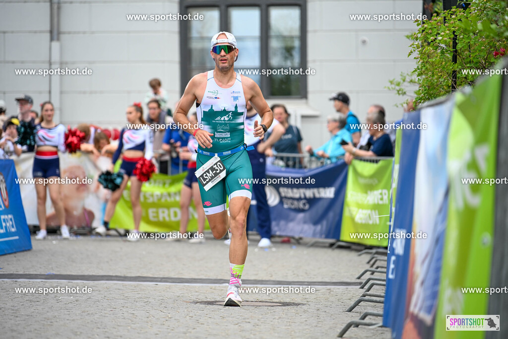 SZI_5663 | Stadttriathlon Erding 2025. #yourpictrs #sportshot_your_pictrs @Sportshotphotography #stadttriathlonerding Copyright: www.sportshot.de