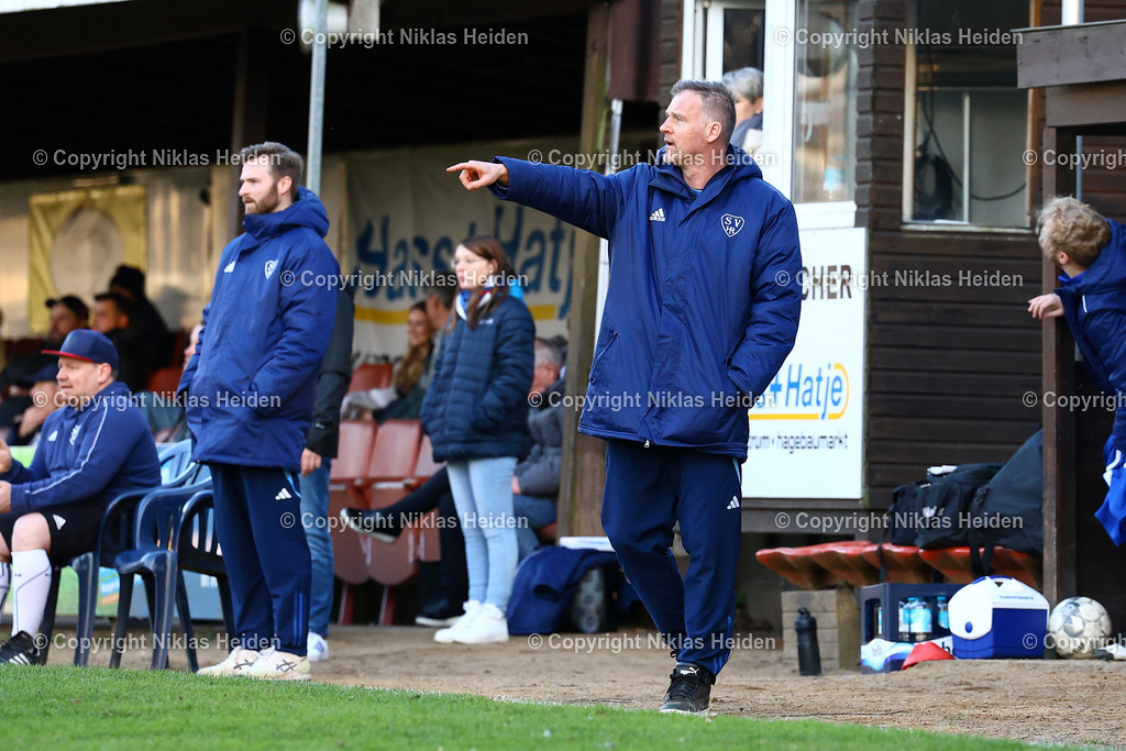 NH_SVHalstenbekRellingen_TSVSasel_OberligaHamburg_08042025 | Heiko Barthel (Trainer, SV Halstenbek-Rellingen)Fußball I Herren I Gamesright Oberliga Hamburg I Saison 2024-2025 I  30. Spieltag I SV Halstenbek-Rellingen - TSV Sasel I 08.04.2025 I Jacob-Thode-Platz