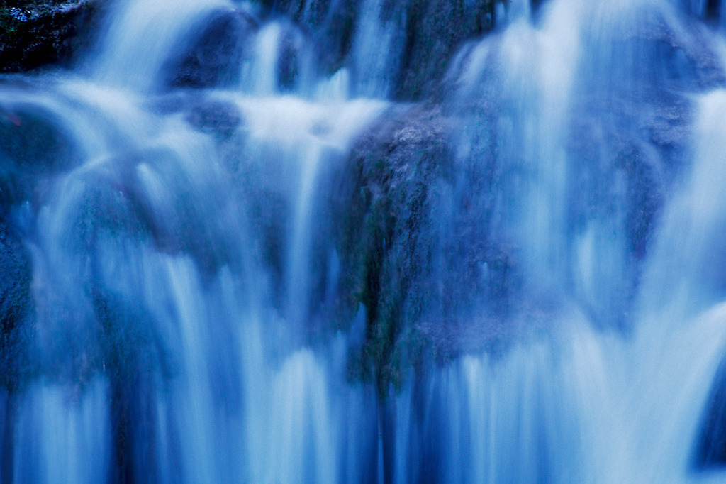 fliessender Wasserfall | Alberschwende, Austria - 2009: fliessender Wasserfall. - Realisiert mit Pictrs.com