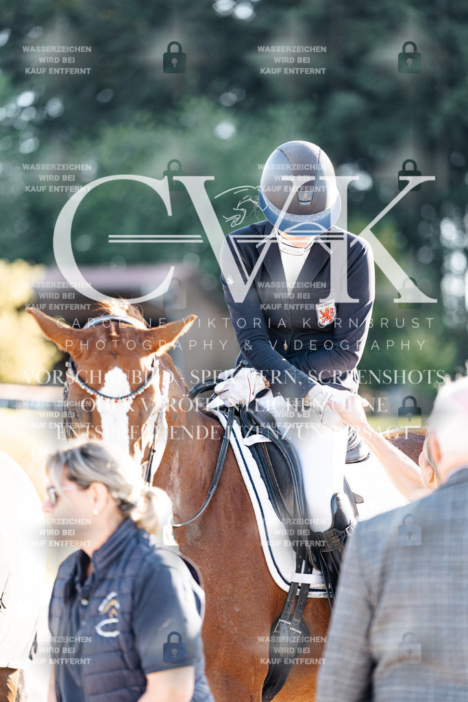 CK907253 | Turnierfotografie Pferdefotografie Trier Rheinland-Pfalz Pferdesport Reitsport Tierfotografie Sportfotografie Pferdevideo Pferdevideografie Equestrianvideography equestrianphotography  - Realisiert mit Pictrs.com