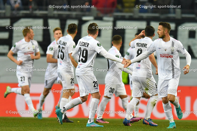 AUT, UEFA Conference League, LASK Linz ( AUT) vs Slavia Prag (CZE) | 17.03.2022, NV Arena St. Poelten, AUT, UEFA Conference League, LASK Linz ( AUT) vs Slavia Prag (CZE), im Bild Jubel Spieler Lask Linz (Lask)


// UEFA Conference League Match between LASK Linz (AUT) and Slavia Praha (CZE) in St. Poelten, Austria on 2022/03/17
