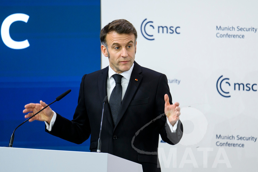 _DWA6995 | MATA IndoCon - Realisiert mit Pictrs.com