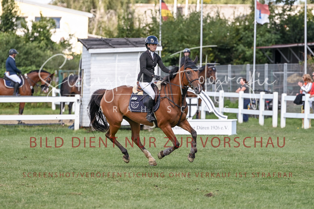 Schugtsche-Düren.2024-09.Springprf.L-175 | Schugtsche Fotografie - Realisiert mit Pictrs.com