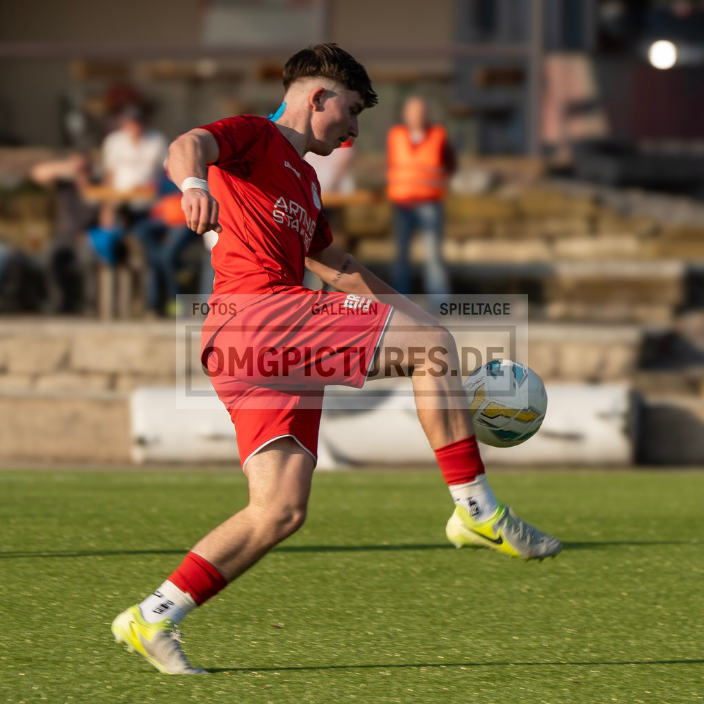 _OMG3113 | www.omgpictures.de, Sportfotograf, Verein, Fotograf, Baden Württemberg, Stuttgart, Heilbronn, omgpictures, Spieltag,  - Realisiert mit Pictrs.com