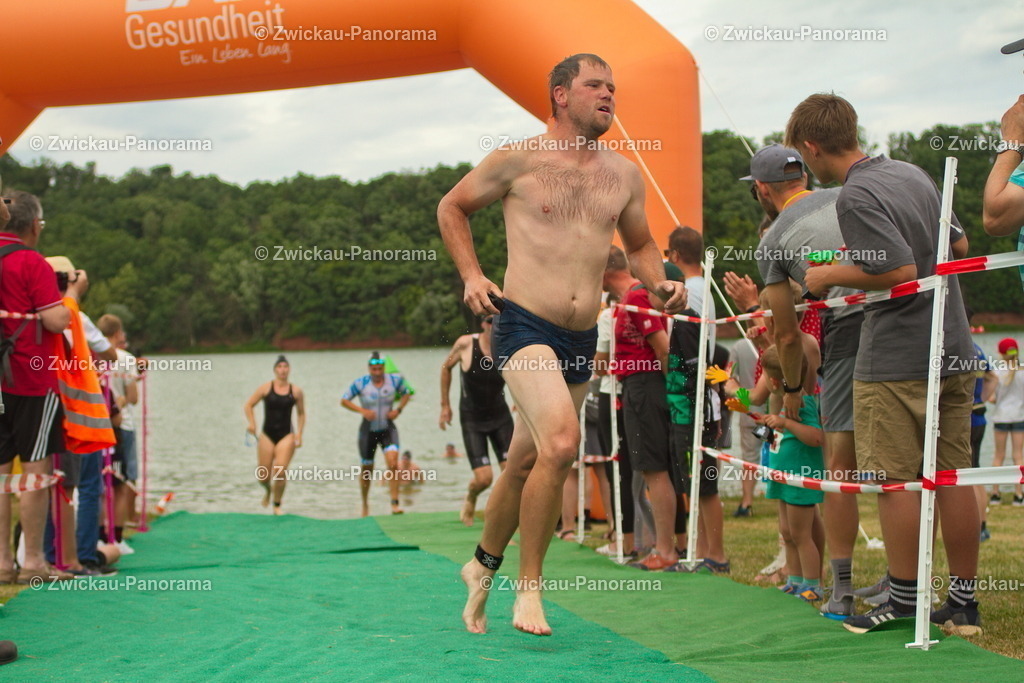 2023_0630_KoberTriathlon_Jeder0165 | Urban. Natur. Panorama. Luftbild. 
Der Bildershop für aufregende Perspektiven!
Für Deko, Wandbild und Kalender!
Wir bringen LED-Bilder zum Leuchten!
