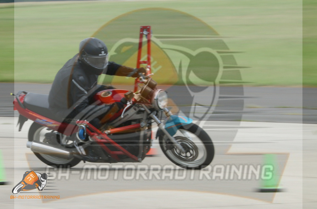 IMG_0310 | gh-motorradtraining-foto.de - Realisiert mit Pictrs.com