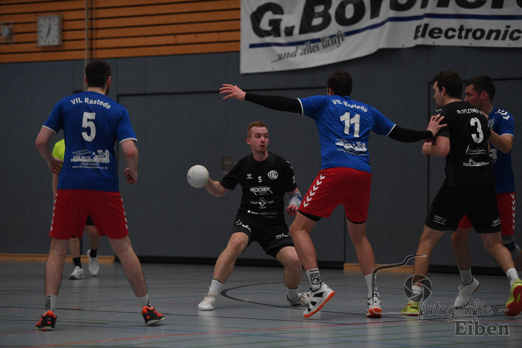 VFL Rastede-Elsflether TB 2 | VFL Rastede (blau)-Elsflether TB 2 (schwarz) am 06.04.2024 in Rastede (Sporthalle Feldbreite), Deutschland, Photo: Philip Eiben 2024 - Realisiert mit Pictrs.com