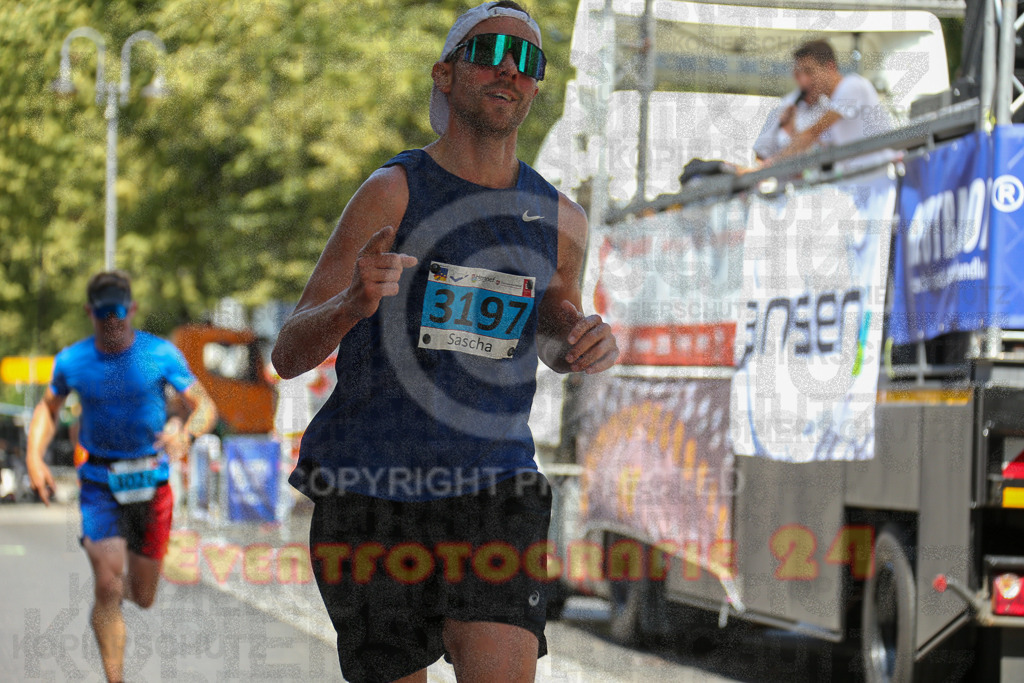 250621_1132_EX1_3632 | Sportfotografie im Rhein-Sieg Kreis, Köln, Bonn, NRW, Rheinland Pfalz, Hessen, etc. Unser Tätigkeitsfeld umfasst den Laufsport vom Volkslauf über den Marathon, Duathlon, Triathon bis zum Ultralauf wie Kölnpfad Ultra oder Schindertrail.