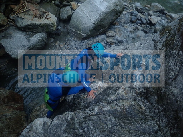 P1010018 | Bestelle die Bilder deines Berg- oder Wasser-Abenteuers mit Mountain Sports bequem von zu Hause aus direkt über unseren Online Fotoshop von pictrs.com. - Realisiert mit Pictrs.com