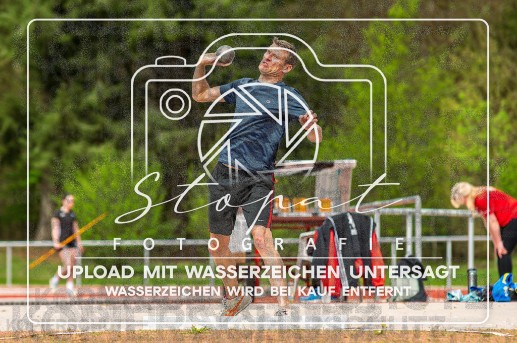 KMHK-1104 | Kreismeisterschaften Leichtathletik-Wurf Heidekreis 2026 im Boehmewaldstadion, Soltau (Simon Paul Stopat) - Realisiert mit Pictrs.com