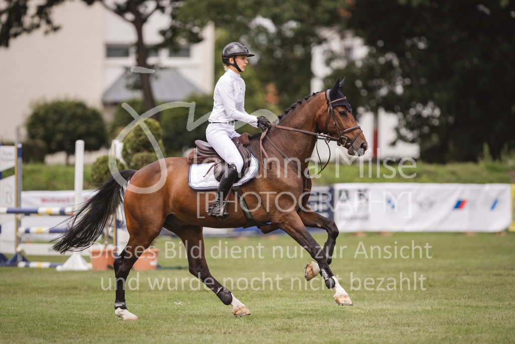 230714_LC_Stil-L-505 | Deine schönsten Turniermomente als professionelle Fotos! Entdecke hochwertige Pferdesport-Fotografie im Online-Shop. Jetzt Fotos finden & bestellen!