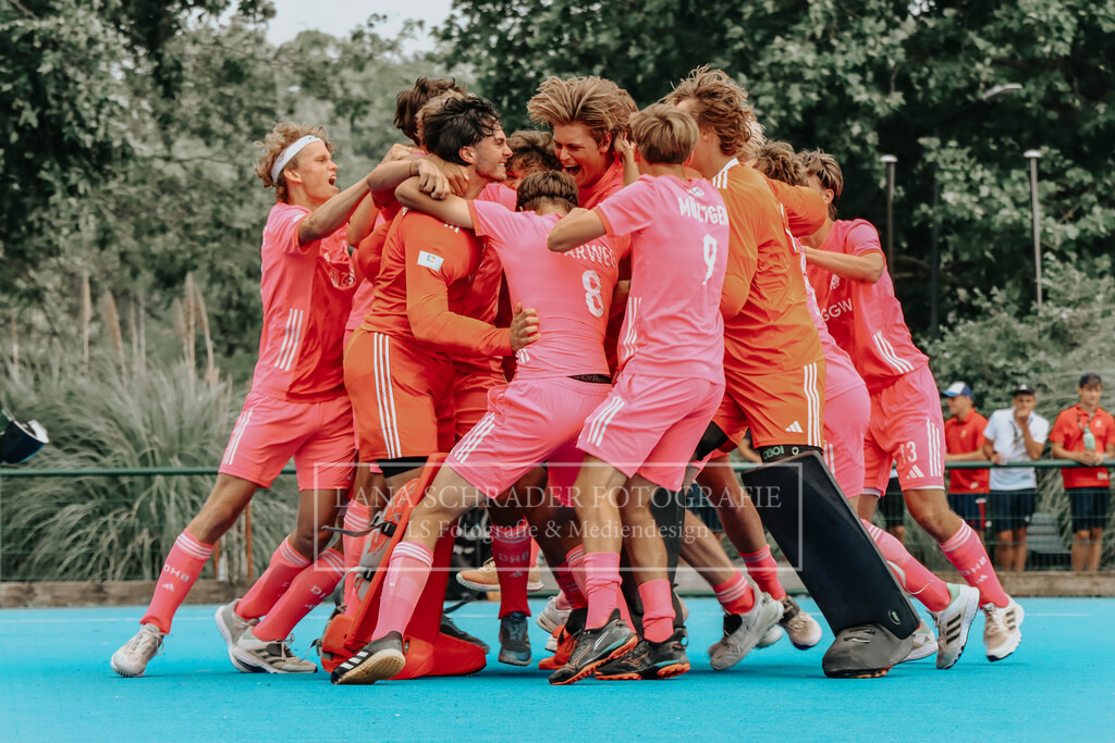 EM_MU18_F_GER-FRA_Lille_bearbeitet (335 von 433) | lanaschraderfotografie - Realisiert mit Pictrs.com