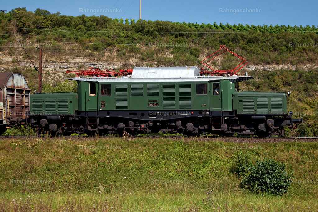 BEMe94192Himmelstadt5p010911 | Stöbern Sie durch einzigartige Aufnahmen und finden die perfekte Aufnahme für jeden Eisenbahnentheusiast! Stellen Sie sich aus einer Reihe von Möglichkeiten wie der Druck auf Leinwände, Fotoposter, Kalender oder Magnetfotos Ihr Geschenk zusammen - Realisiert mit Pictrs.com