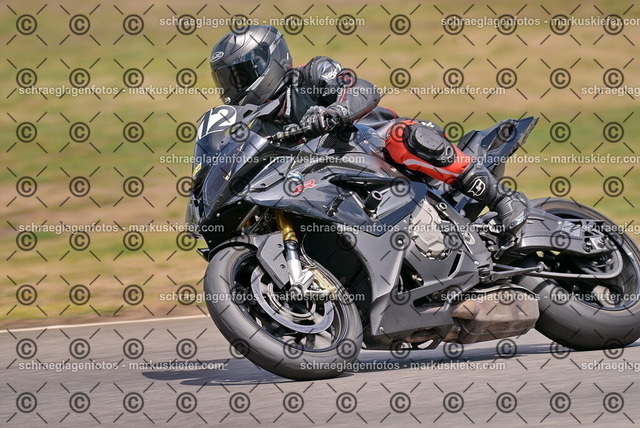 26bt05-1376 | markuskiefer.com - Realisiert mit Pictrs.com