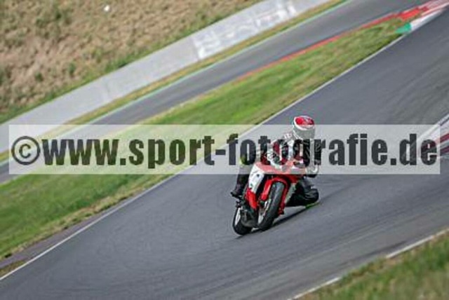 spof2851 | Professionelle Fotos von Sportveranstaltungen, aber auch Hochzeiten und anderen Events. - Realisiert mit Pictrs.com